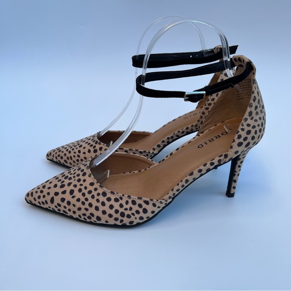 Torrid Cheetah Print Ankle Strap Pump Heals Size 8WW - Picture 5 of 12